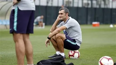 برشلونة يحسم مصير فالفيردي 