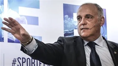 صراع عنيف بين الليجا والاتحاد الإسباني لهذا السبب