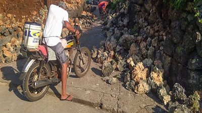 زلزالان يهزان جزر الفلبين الشمالية و يسفران عن 68 قتيلا و جريحا