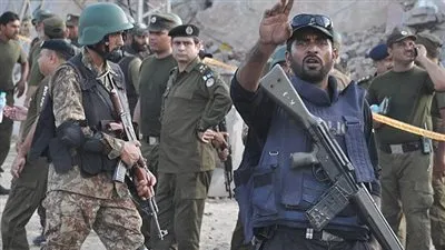 مقتل 10 من قوات الأمن الباكستانية في هجمات إرهابية منفصلة