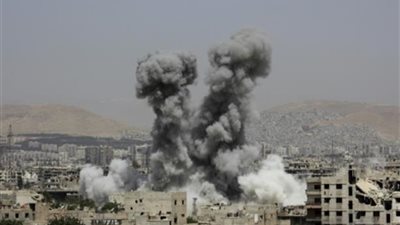 قتلى وجرحى في قصف جوي للنظام على ريفي حماة وإدلب