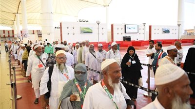 وصول 926 ألف حاج وحاجة إلى المملكة عبر جميع المنافذ