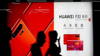 الولايات المتحدة والصين تعيدان إحياء محادثات التجارة 