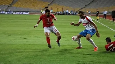 الأهلي يفجر مفاجأة عن القائمة الإفريقية