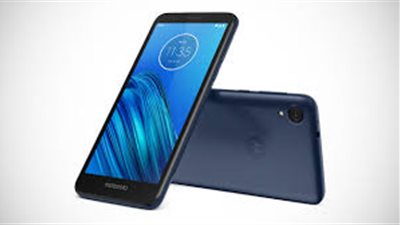 موتورولا تطرح هاتفها الجديد 