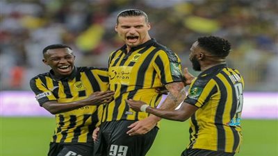 الهلال يجهز مفاجآة للجماهير ويقترب من خطف مهاجم الاتحاد
