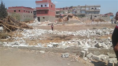 إزالة 883 متر تعديات على أرض وزارة الأوقاف بنبروه (صور)