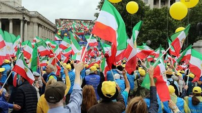 مسؤولون: نظام الملالي على وشك الانهيار  