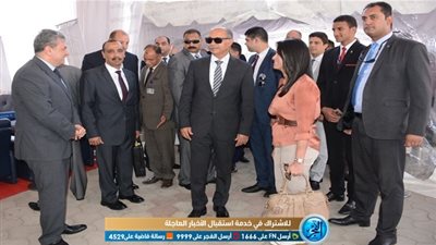 وزيرا الطيران والسياحة يتابعان سفر ضيوف الرحمن بمطار القاهرة (صور)