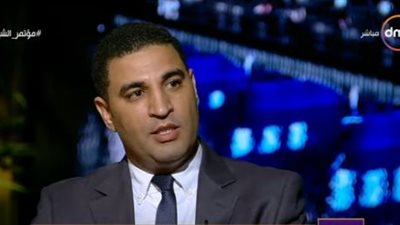 مصطفى ثابت: مصر رائدة في مؤتمرات الشباب.. ويوجه رسالة للمحافظين (فيديو)