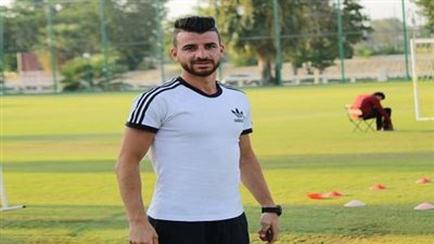 وكيل متولي يكشف مفاجأة بشأن انتقال مدافع الإسماعيلي للأهلي 