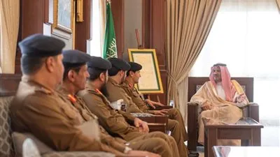أمير المدينة يستقبل مدير الدفاع المدني ويدشن مبادرة 