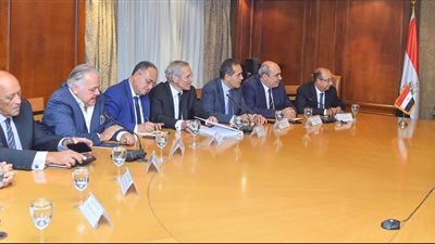 وزارة الصناعة :  تضع اللمسات الأخيرة للأنتهاء من  برنامج رد الاعباء التصدرية