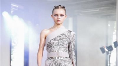 فساتين بأحزمة على الخصر تناسب إطلالتك في حفل الخطوبة (صور)