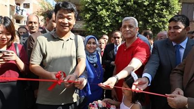 محافظ المنوفية يفتتح أول مدرسة تعمل بالطاقة الشمسية بالباجور (صور)