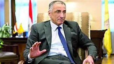 طارق عامر يسلم رئاسة جمعية البنوك المركزية الإفريقية لمحافظ بنك روندا