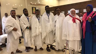 حجاج ذوي ضحايا مسجدي كرايستشيرش يتجهون للحج