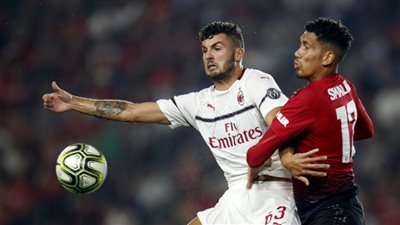 دوناروما وبياتيك على رأس تشكيل ميلان أمام مانشستر يونايتد