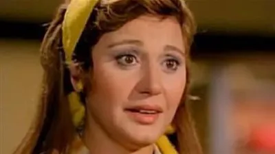 قصة عاشقها المجنون وسر ارتداء ابنتها الحجاب.. مواقف في حياة الراحلة 