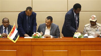 مجلس التعاون عن الإعلان الدستوري بالسودان: خطوة تاريخية