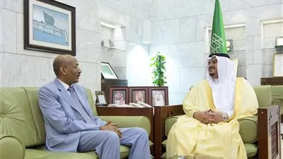 أمير الرياض بالنيابة يستقبل سفير السودان لدى المملكة