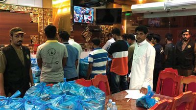  اتلاف 3 آلاف كيلو مواد غذائية غير صالحة للاستخدام بالمدينة المنورة