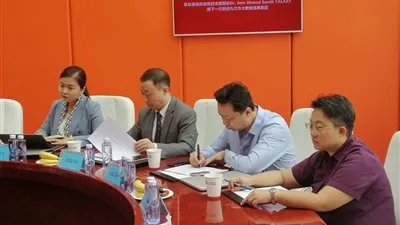 وزير الاتصالات يشهد توقيع مذكرة تفاهم بين 