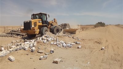 محافظ الفيوم: إزالة 462 حالة تعدٍ على الأراضى الزراعية وأملاك الدولة (صور)