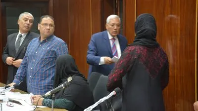 مساعدات مالية و3 وظائف قطاع خاص للأسر المحتاجة في اللقاء الأسبوعي بالمواطنين