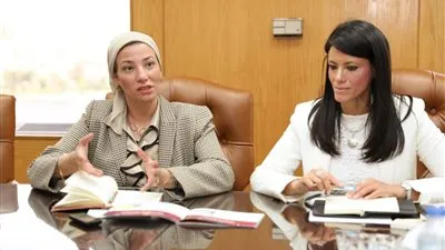 تعاون بين وزيرتي 