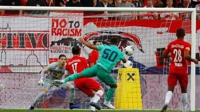 هازارد يسجل هدفا عالميًا مع ريال مدريد