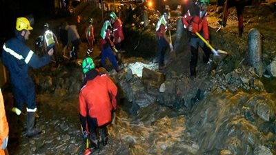 انهيار أرضي يضرب بلدة إيطالية 