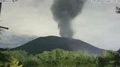 بدء ثوران واحد من أكبر البراكين في اليابان