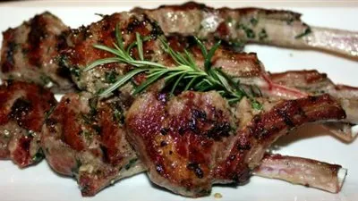 تجنبي مخاطر لحمة العيد بهذه النصائح