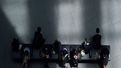 الاقتصاد الياباني يرتفع أفضل من المتوقع في أبريل-يونيو