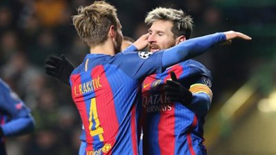 نجم برشلونة يصب غضبه على الإدارة