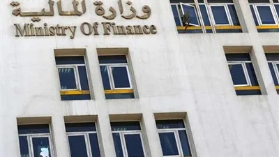 المالية زيادة واردات البلاد من السلع الأساسية 6% خلال ثلاث اشهر