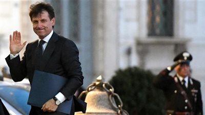 الأحزاب الإيطالية تقرر موعد اقتراع حجب الثقة