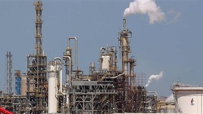 الكويت تؤكد التزامها بخفض إنتاج النفط