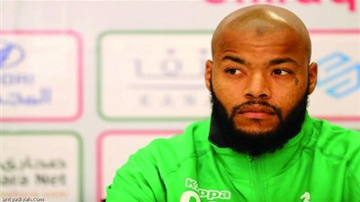 حقيقة انتقال حارس الجزائر 