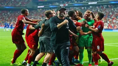 كلوب يتجاهل أداء ليفربول أمام تشيلسي ويتغنى بلاعب واحد