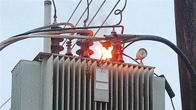 غضب بين أهالي القصير جنوب البحر الأحمر بسبب انخفاض الجهد في الكهرباء 