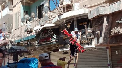 إزالة جميع آثار حريق شارع مصر بالإسماعيلية استعدادًا لافتتاحه قريبًا 