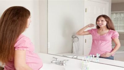 اهمال العناية بالأسنان خلال الحمل يزيد خطر الولادة المبتسرة
