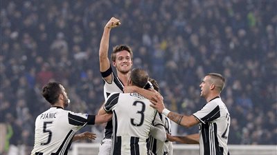 مدافع يوفنتوس يقترب من الانتقال إلى موناكو