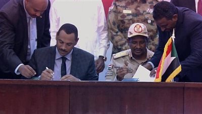 بداية جديدة في تاريخ السودان.. توقيع وثائق الفترة الانتقالية