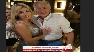 زوجة مصطفى فهمي تغازل جمهورها بإطلالة شفافة (صور)