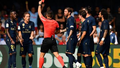 ريال مدريد: طرد مودريتش غريب وغير مستحق