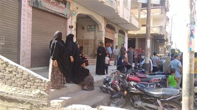 عاجل.. عرض الشاب المعتدى عليه في محل حلاقة بالشرقية على الطب الشرعي 