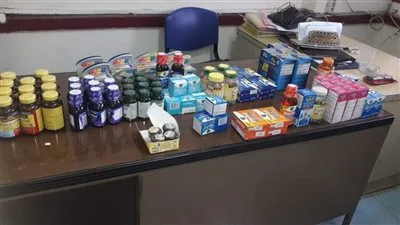 صحة السويس: ضبط أدوية مهربة بمحل بقرية سياحية بالسخنة (صور)